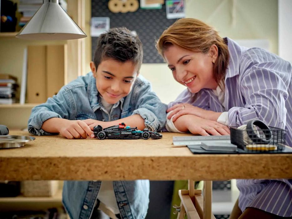 НОВО LEGO Speed champions Formula 1 77244 - Болид Mercedes AMG F1 W15