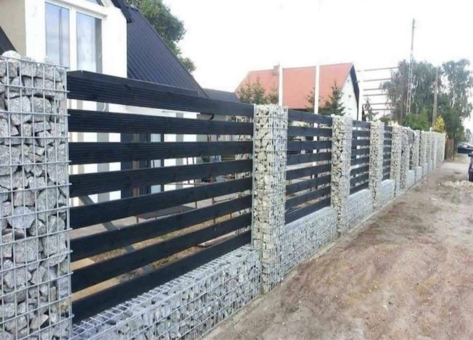 Construim garduri și porți