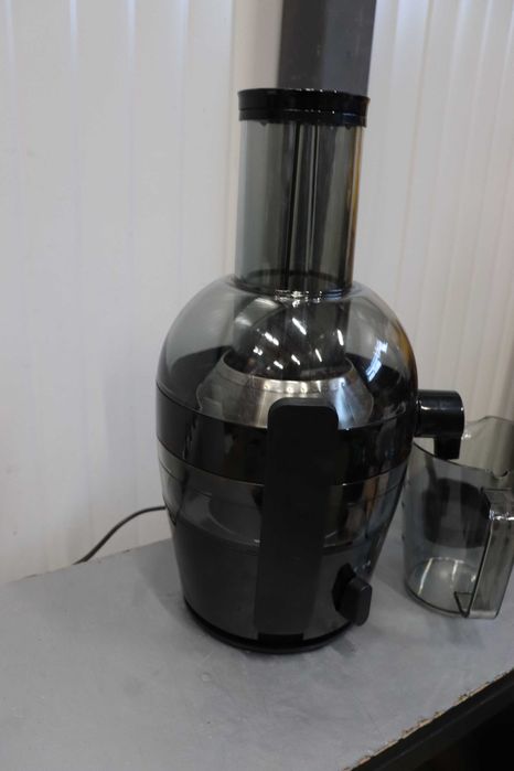 Сокоизстисквачка Philips HR1856 800W, 2L, QuickClean, контейнер за сок
