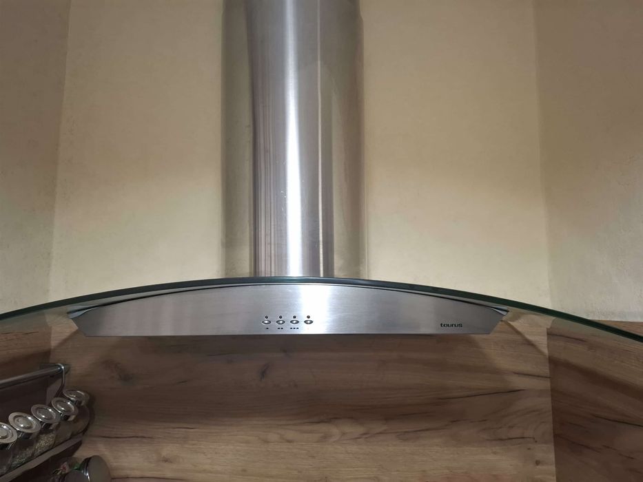 Кухня, шкафове, абсорбатор