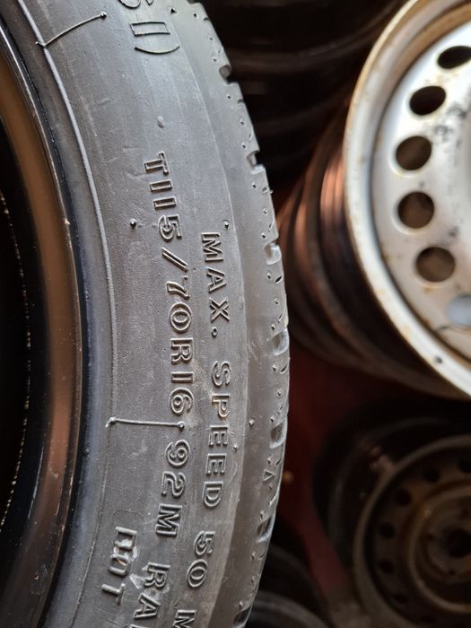 Продавам 1 бр Патерица 5x110 16 цола 4 J*ЕТ 41*ц.о 65.1 мм Опел