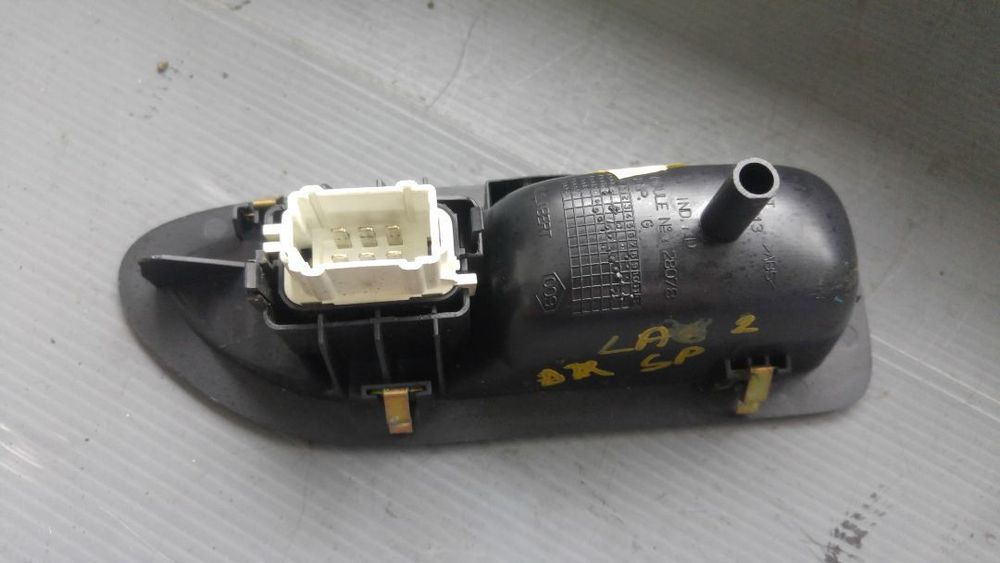 buton geam electric dreapta spate renault laguna 2 8200016013