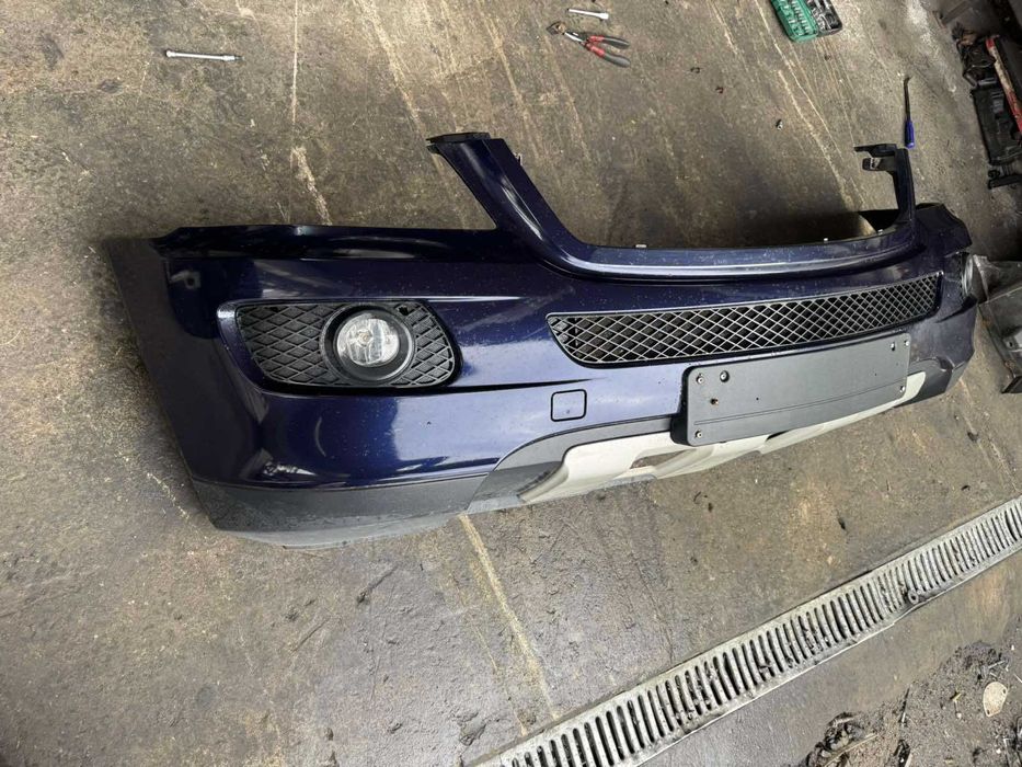 Оборудвана предна броня за Mercedes ML W164 Цвят 359