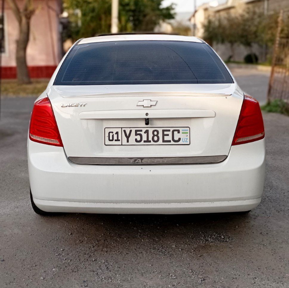 Lastti 1.8 mator xadavoyida ishi yuq zur