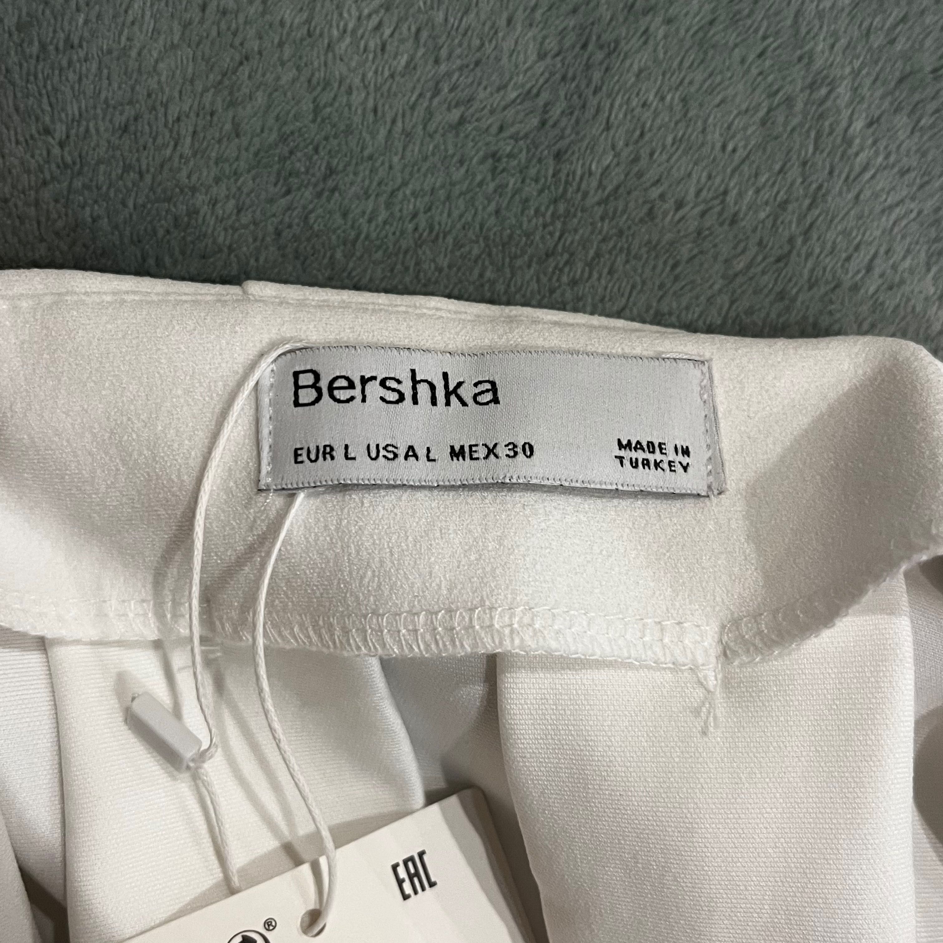 Дамска пола Bershka