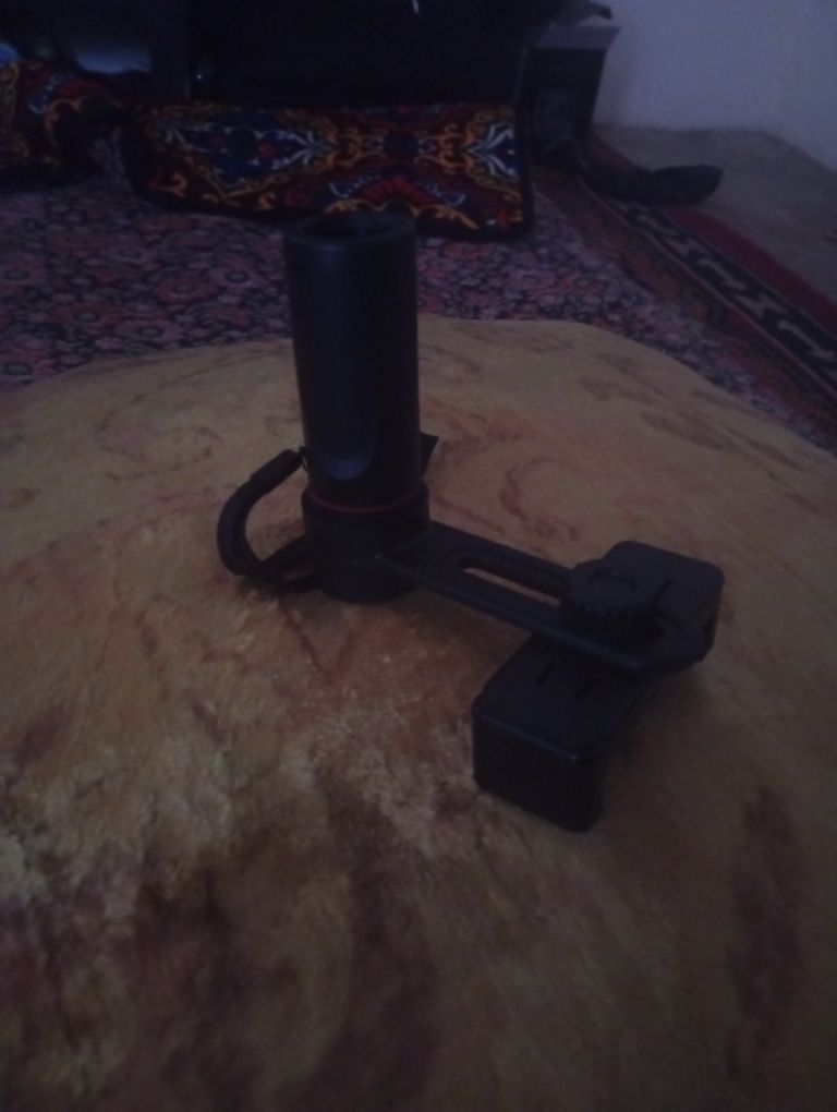 Telefon kamerasi uchun teleskop