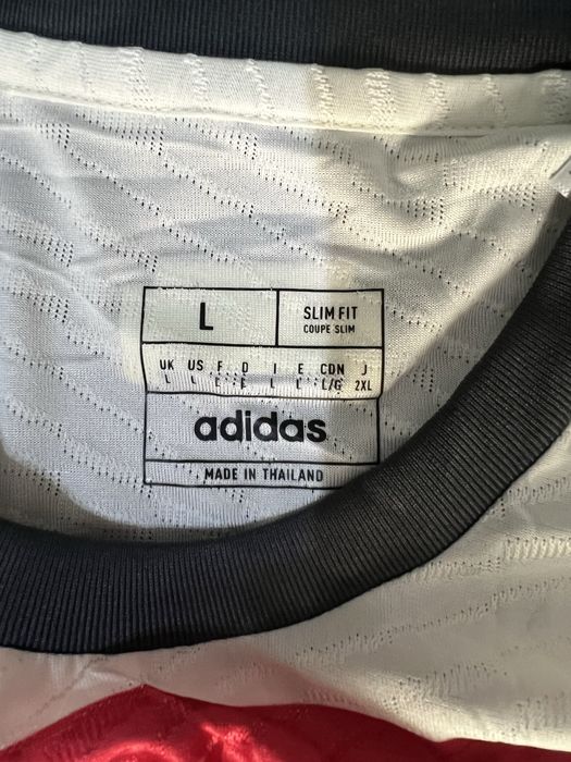 Tricou Manchester United third 24/25 B. Fernandes #8, mărimea L