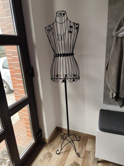 Vând manechin Mireasă