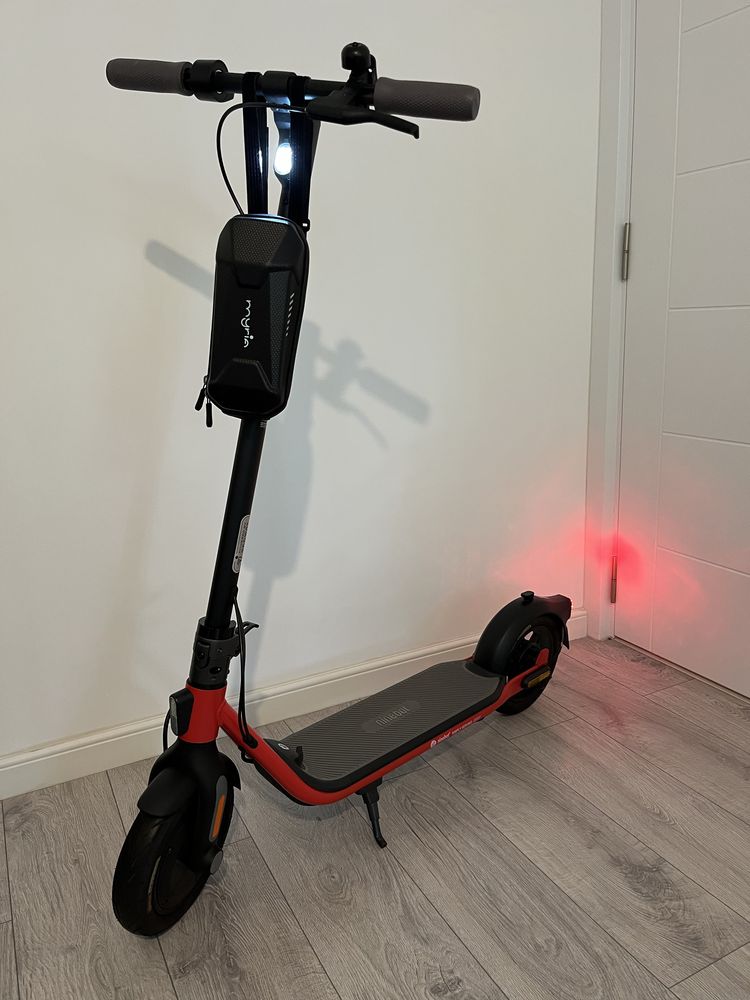 Trotineta electrica Ninebot KickScooter D18E