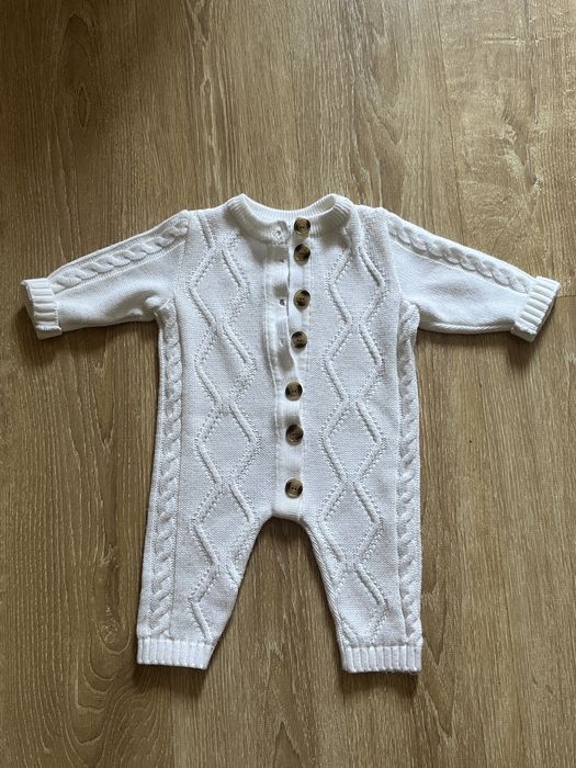 Продам детский комбинезон