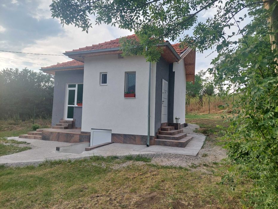 Парцел УПИ с.Алдомировци,община Сливница,София област