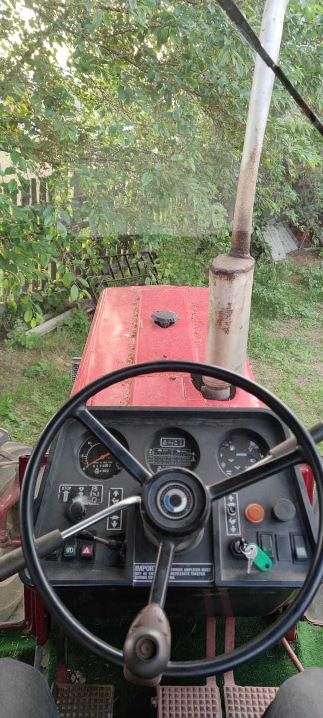Tractor international 84 cp
