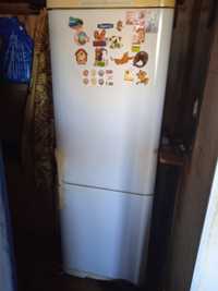 Продам нерабочий холодильник