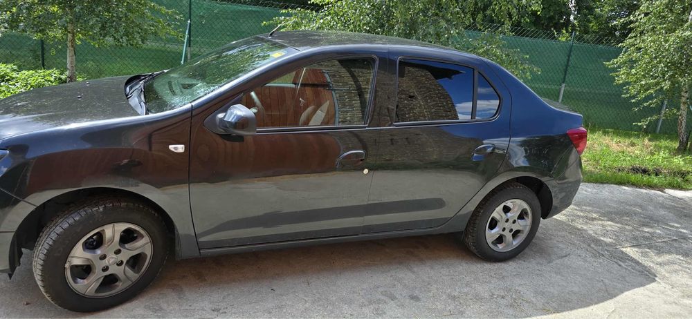 Vand Logan 1.2 Benzina