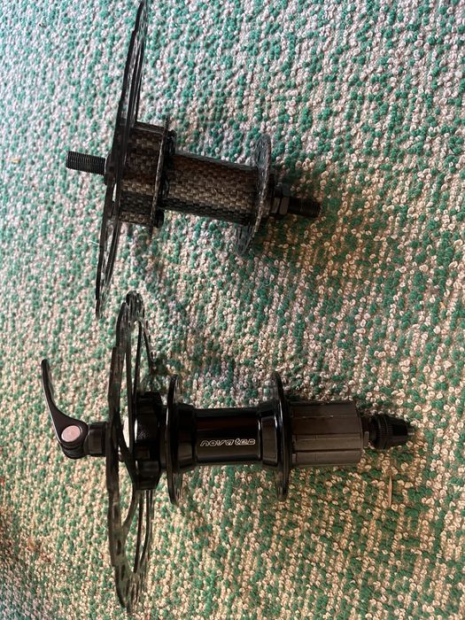 Butuci și discuri de frână pentru bicicletă