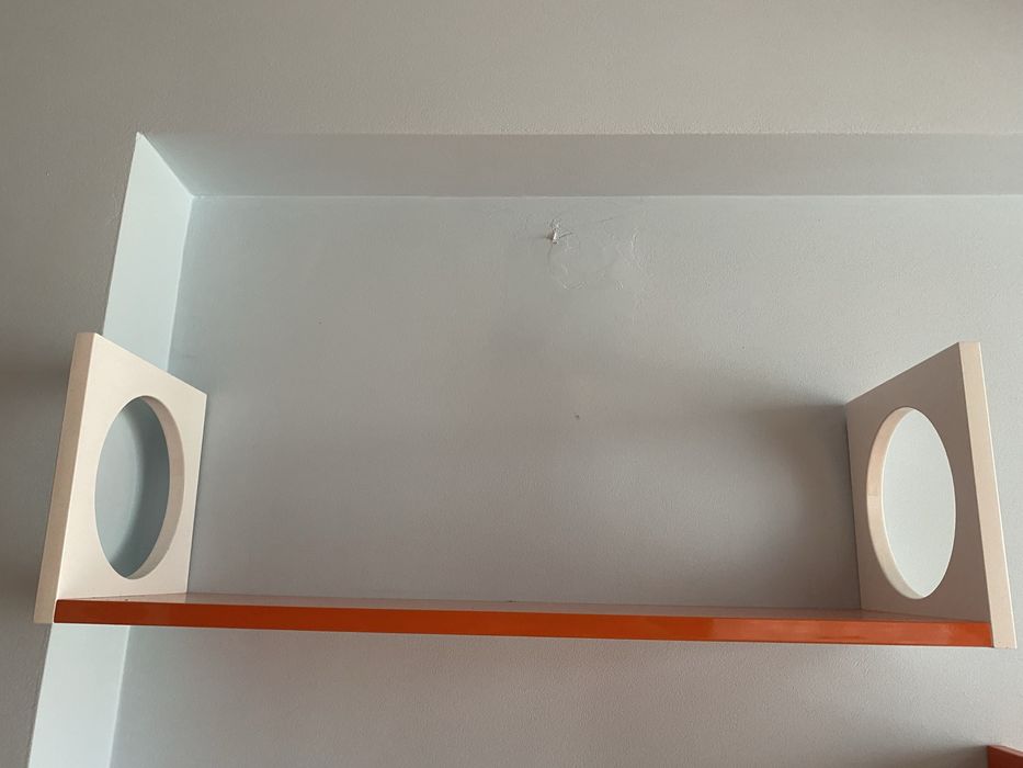 Етажерки за стена- 3 наброй