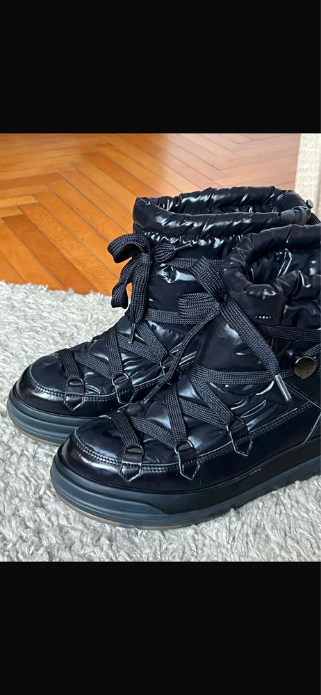 Moncler snow boots, originale