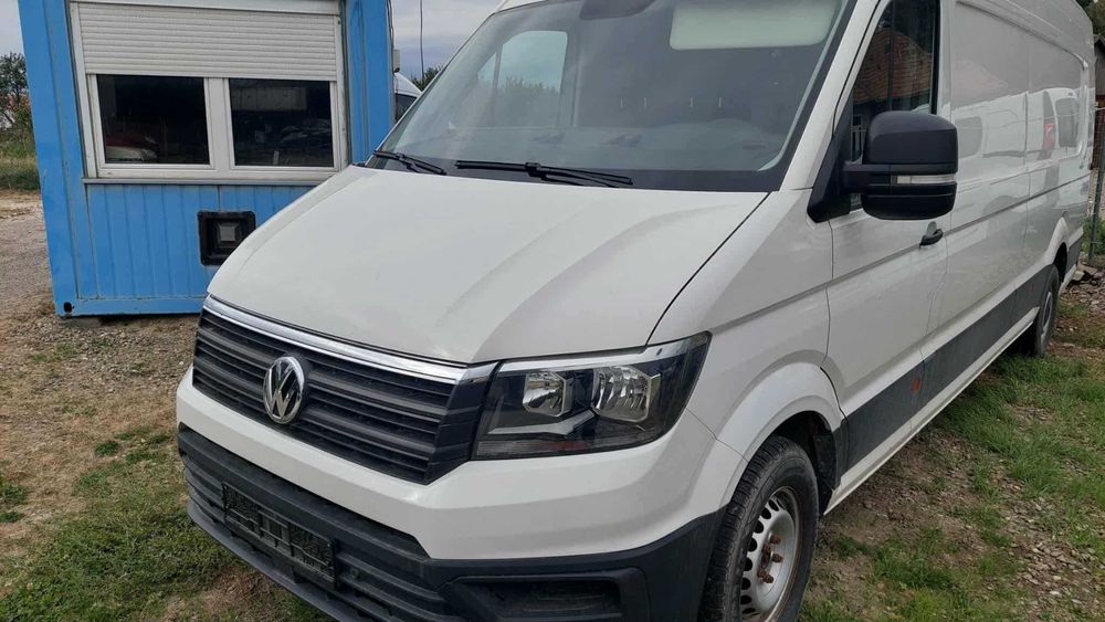 dezmembrez vw crafter 2019