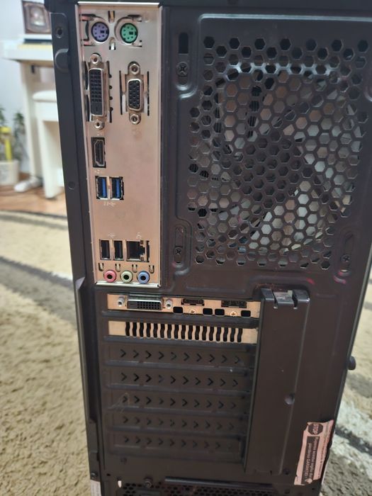 PC GAMING I5 9400F GTX 1650