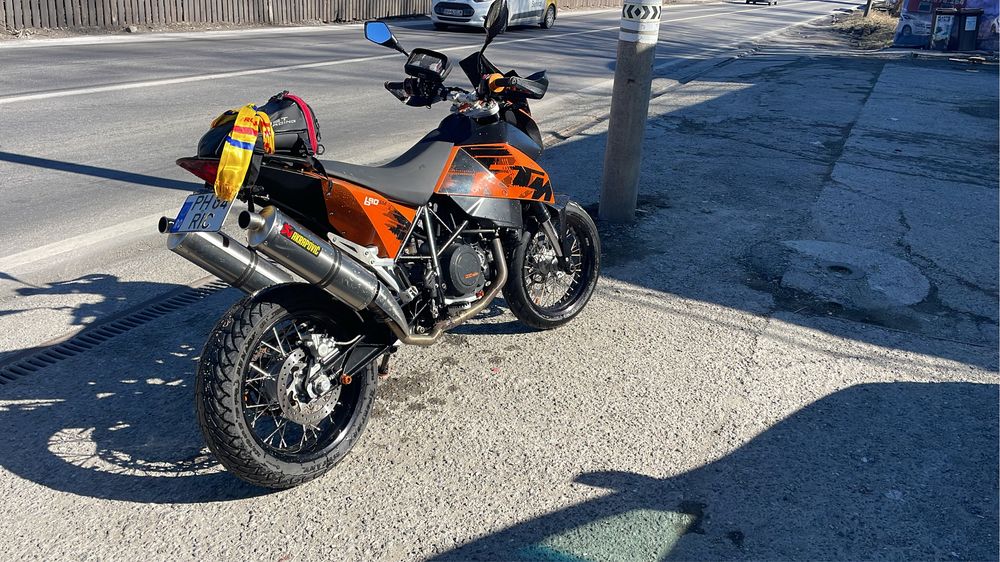 Super moto KTM Duke690