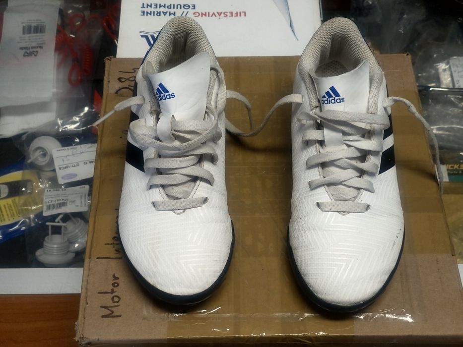 Adidas Messi marimea 31 1/2