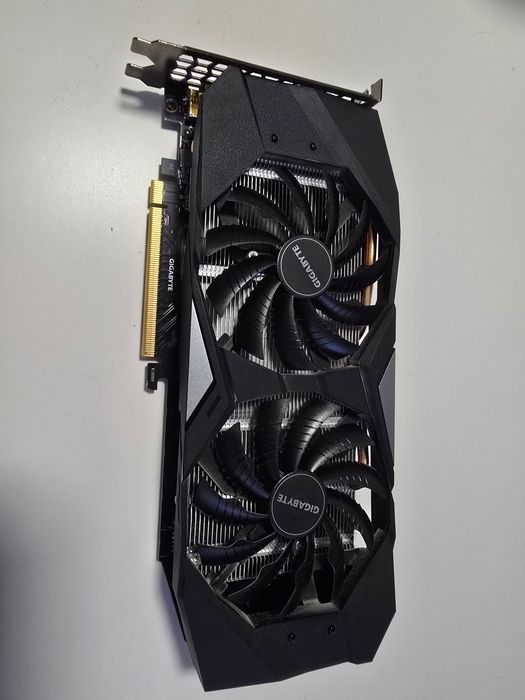 Vand placa video RTX 2060 GDRR6 sau posibil build cu ea