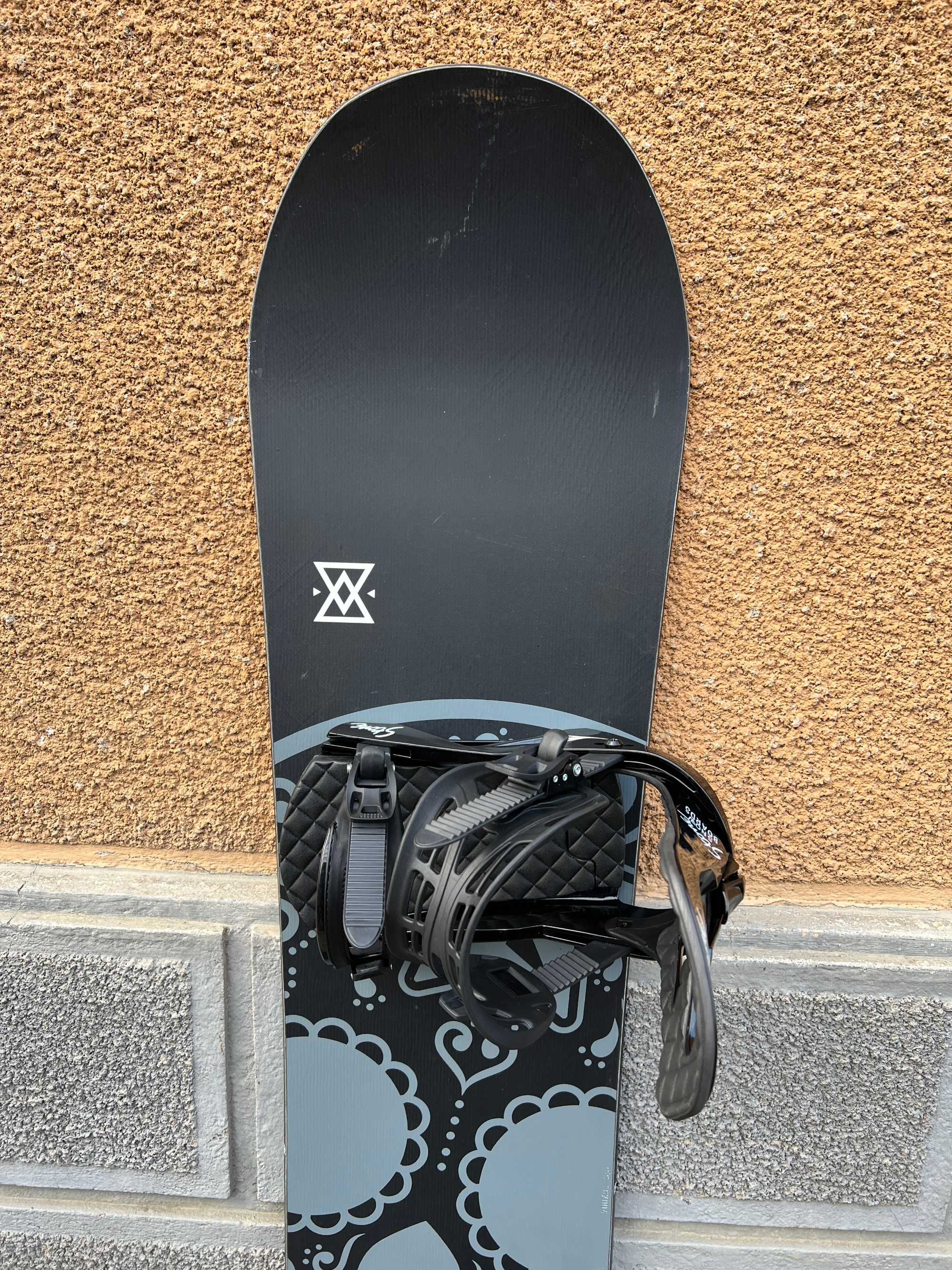 placa noua snowboard easy skull L156