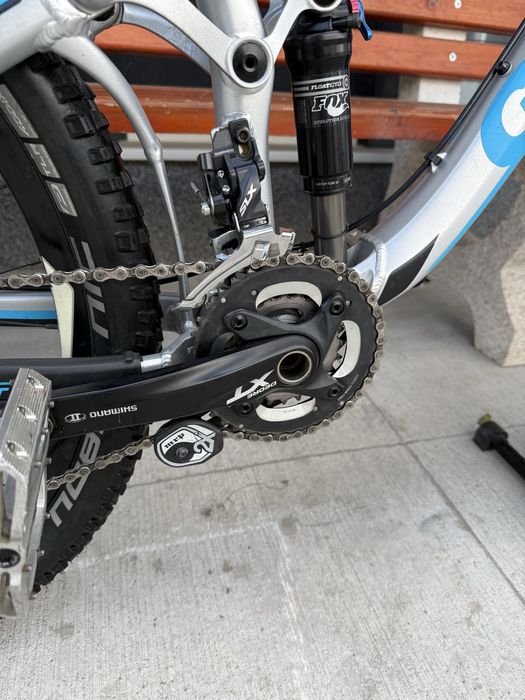 Планински велосипед Мекица GIANT TRANCE за скачане. 27.5/M