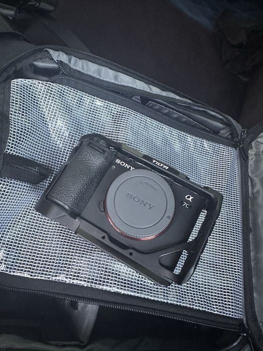 Продам Sony a7c|| почти новый! С гарантией