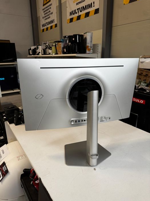 Monitor Samsung OLED 32