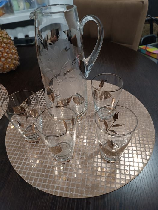 Чешское стекло, кувшин и бокалы