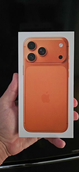 iPhone 17 Pro Max, garantie, Deep Blue si Cosmic Orange, 2TB, SIGILAT