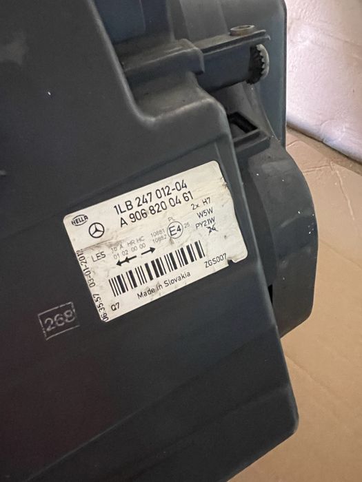 Far dreapta Mercedes Sprinter 906 2006-2013 cod A9068200461