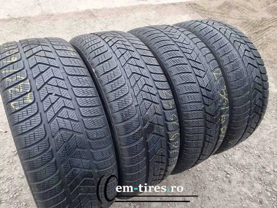 SET 4 Anvelope Iarna 235/60 R17 PIRELLI Scorpion Winter
