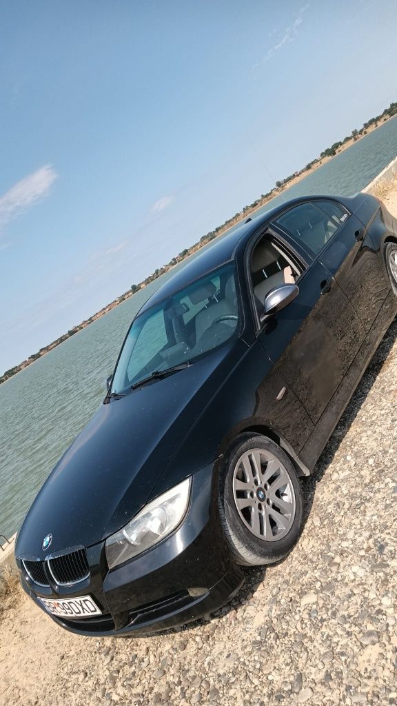 Vând BMW e90 diesel