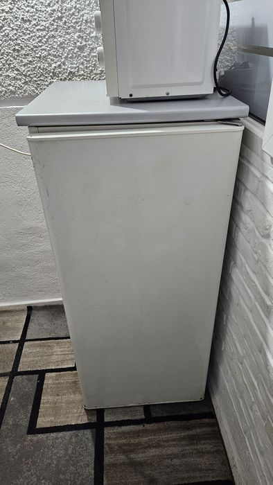 Frigider Artic  înălțime 120cm