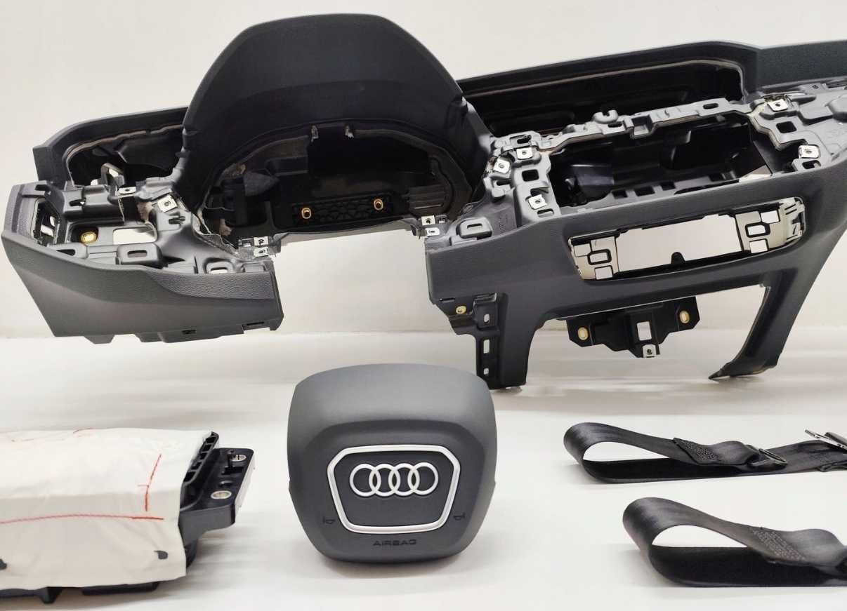 Арматурно табло , колани , Airbag Audi Q3 83A