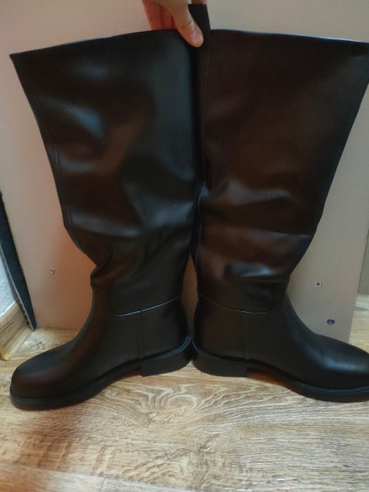 Новые зимние сапоги