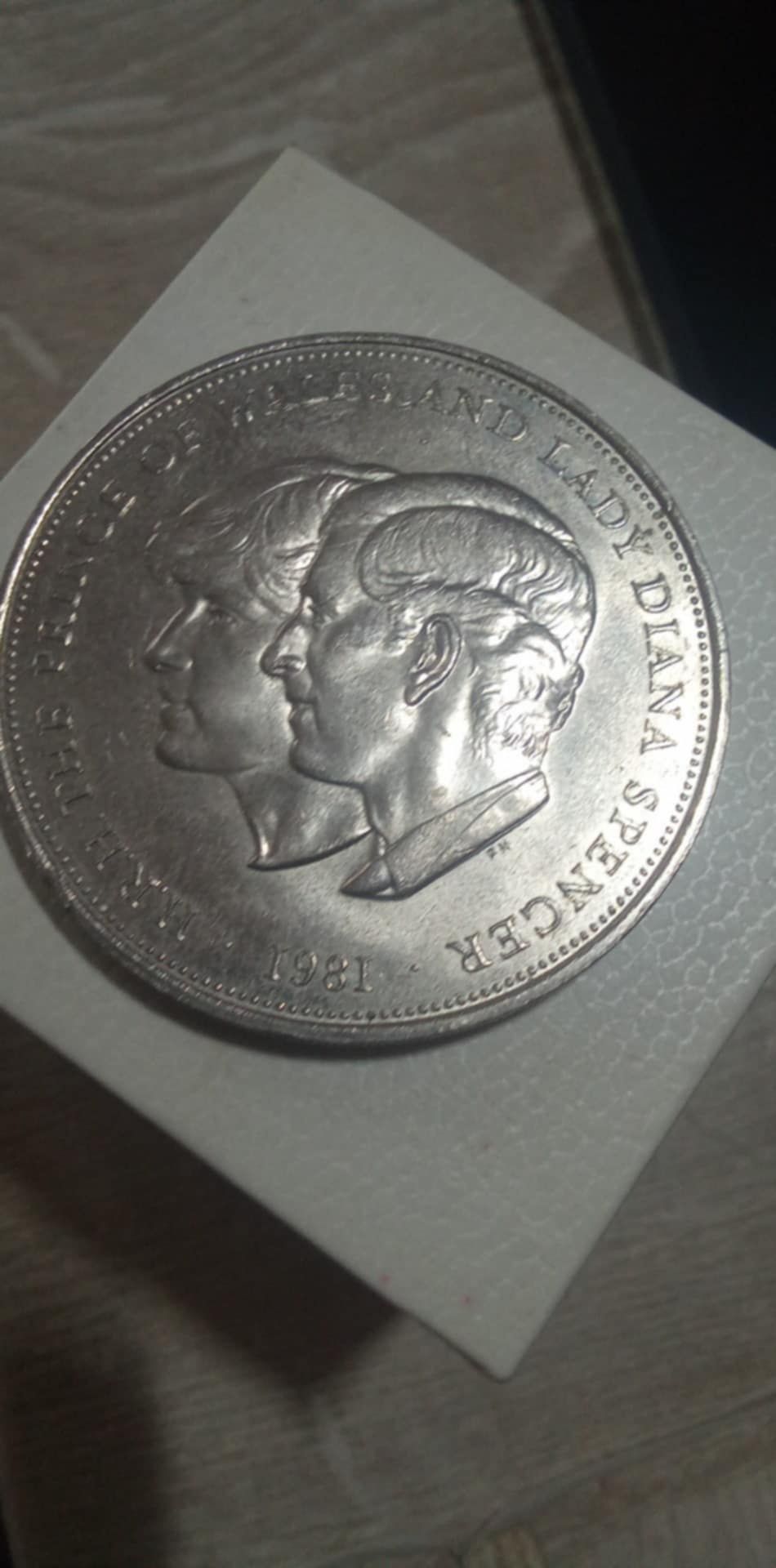 Moneda Elisabeta II
