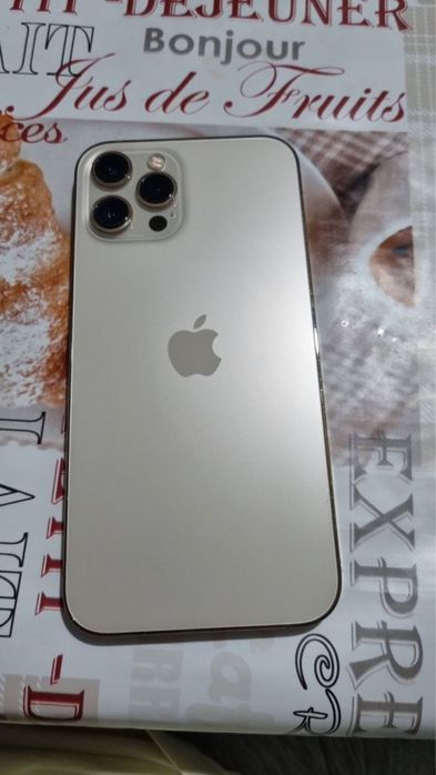Iphone 12 pro mak sotiladi xolati zor
