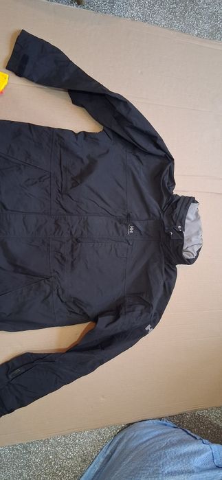 Geacă impermeabilă Helly Hansen mărimea L, merge la xl