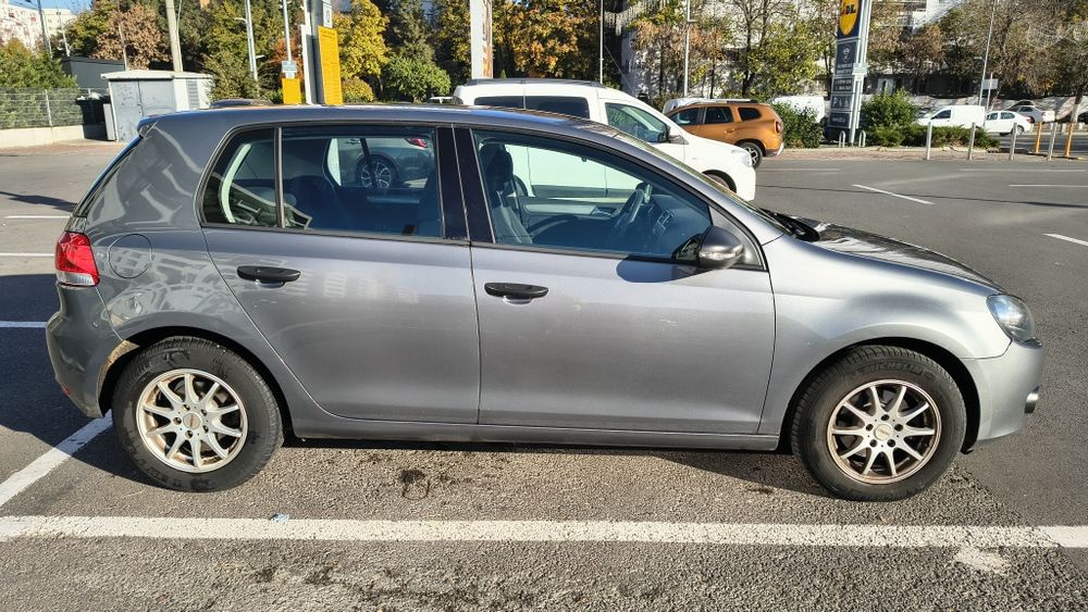 Vând VW Golf VI, benzina, motor 1,6