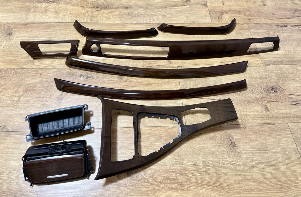 Trimuri mahon BMW E90 facelift