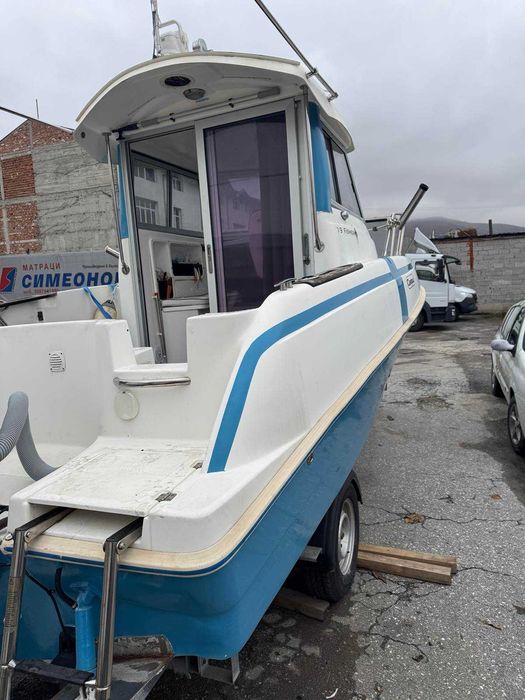 Лодка Fiskars 5000