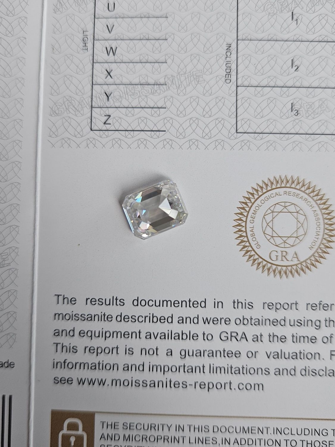 Сертифициран Диамант Мойсанит 5 карата 9×11мм