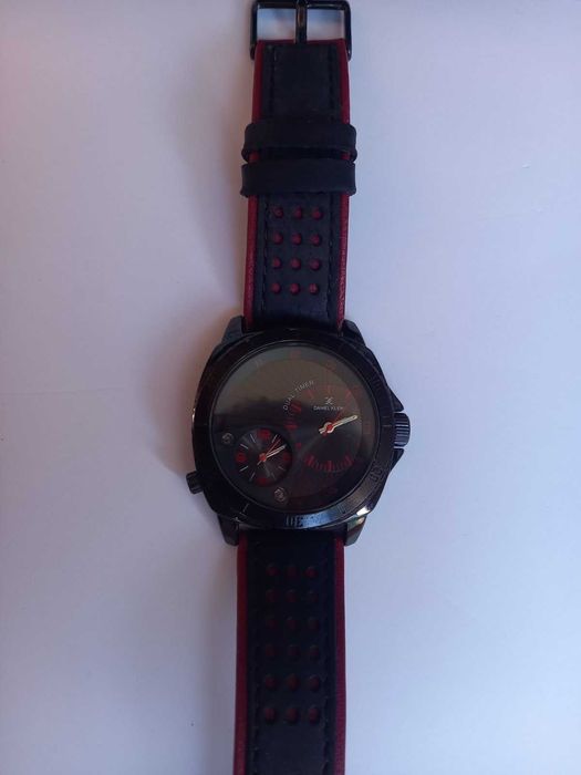 Часовник DANIEL KLEIN Premium 11027