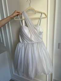 Официална бяла/ сребриста къса рокля