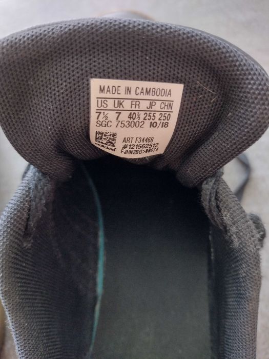 Обувки  Adidas няколко вида