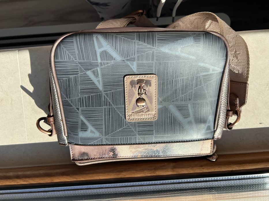 Дамска чанта Anekke