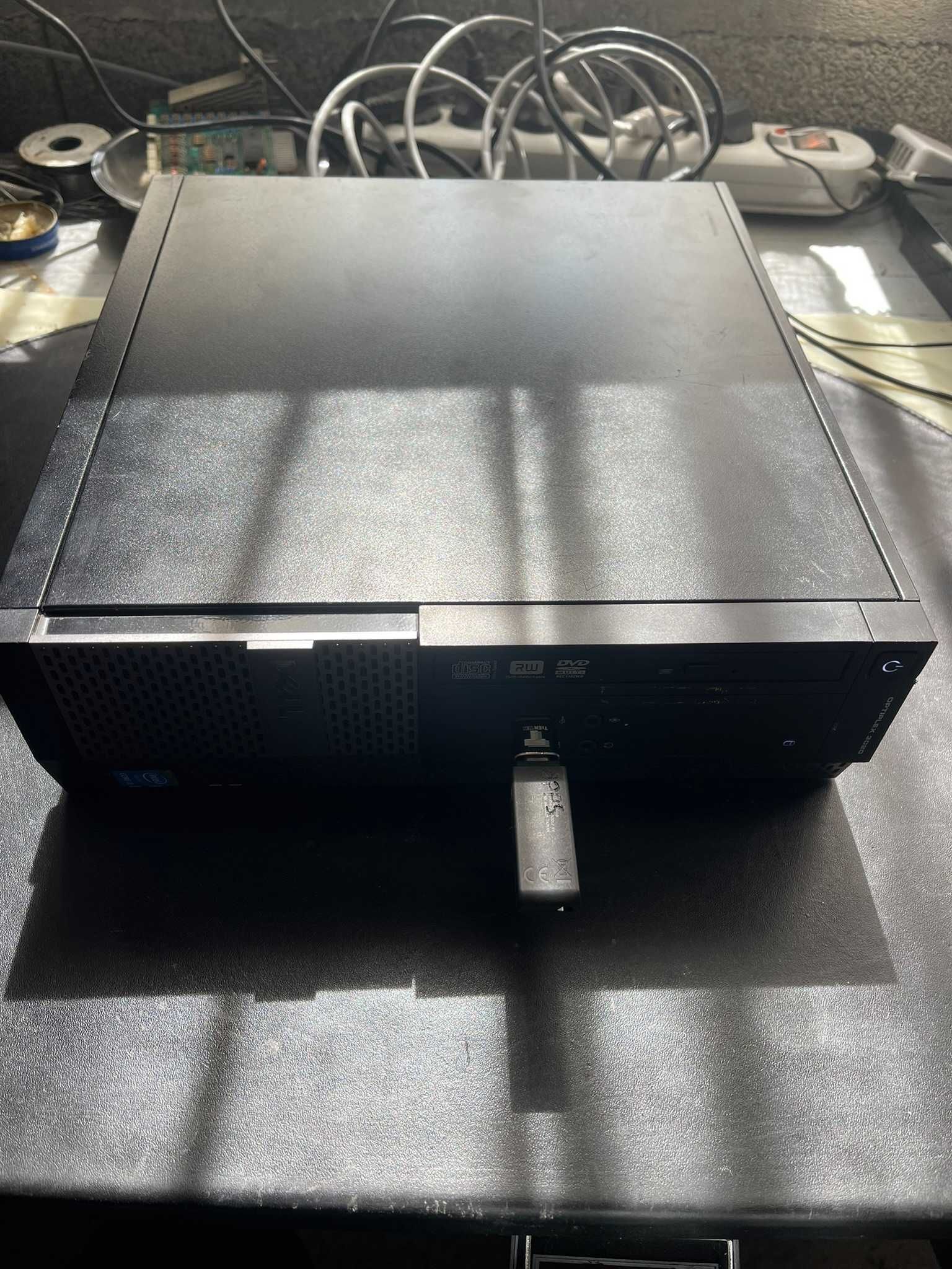 Unitate Desktop Dell Optiplex 3020 i3 4150 4GB 320GB HDD HD Graphics